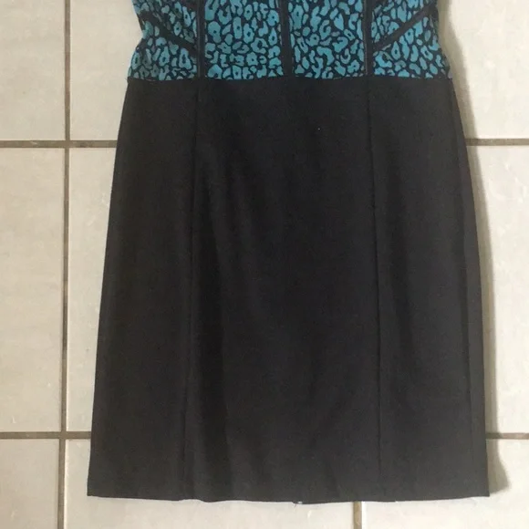 DRESS - Picture 8 of 12